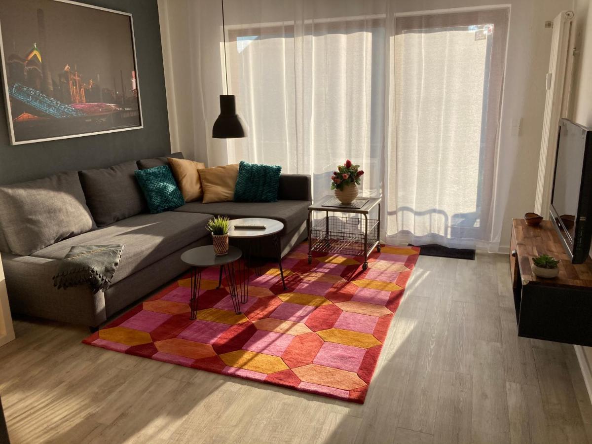 Living At Saarpartments -Adults Only- 2 Bedroom, Netflix - Business & Holiday Apartments For Long- And Short Term Stay, 3 Min To Train Station, Secure E-Bike Parking! Saarbrücken Eksteriør bilde