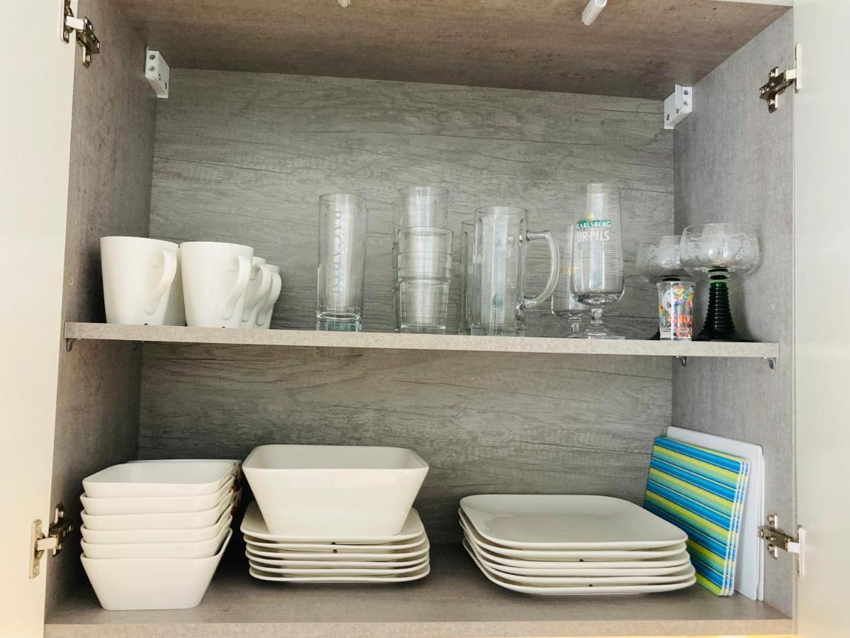 Living At Saarpartments -Adults Only- 2 Bedroom, Netflix - Business & Holiday Apartments For Long- And Short Term Stay, 3 Min To Train Station, Secure E-Bike Parking! Saarbrücken Eksteriør bilde